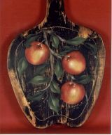 RED DELICIOUS ANTIQUED APPLE BOARD